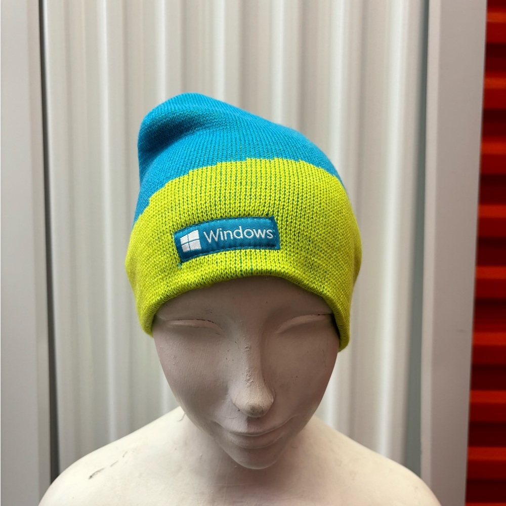 Windows beanie hat - Picture 2 of 5